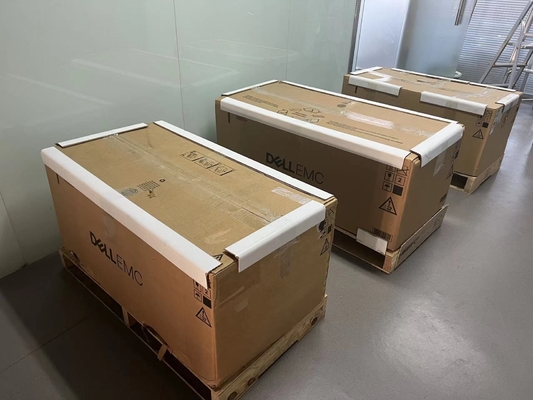 DP4400 backup all-in-one machine, with 24TB available and 8 10GB Ethernet optical ports