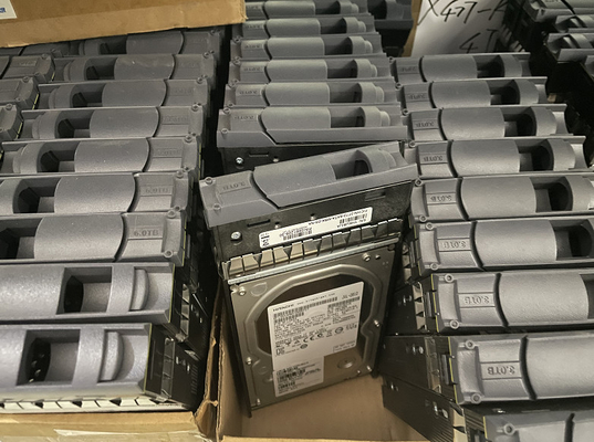 X446A-R6 NetApp FAS 2220 FAS2240-2 FAS2240-4 200GB 6G SAS SSD 2.5 SFF